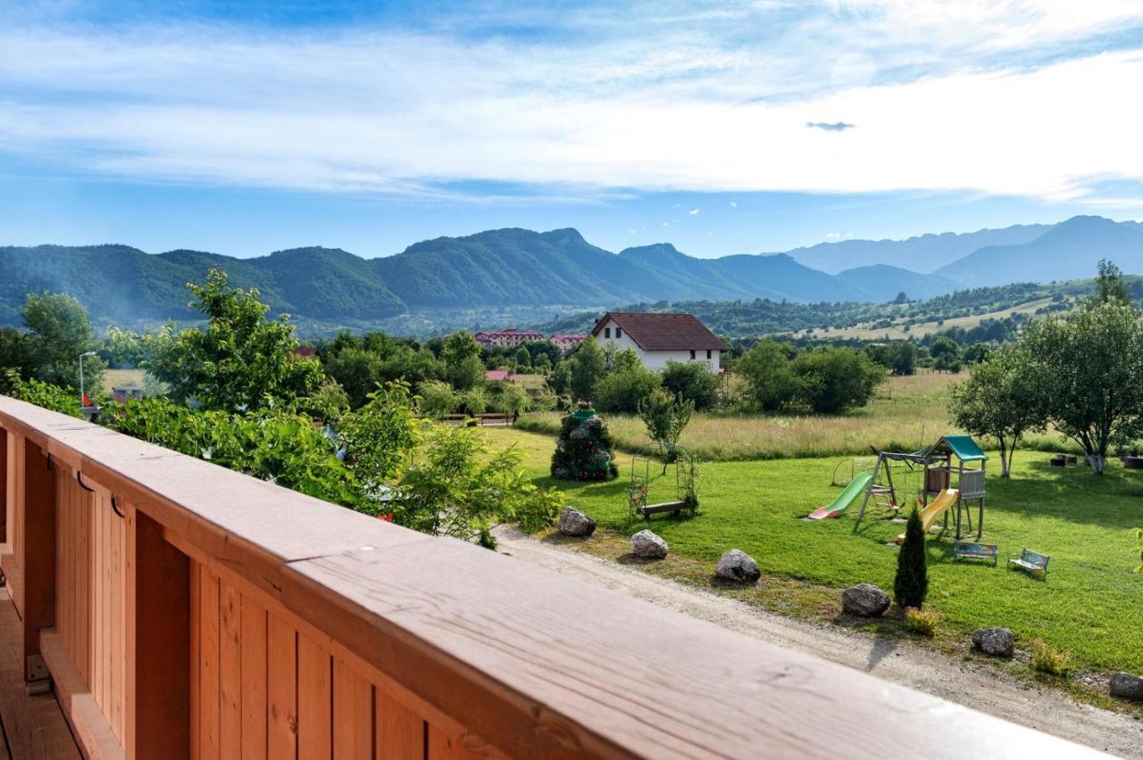 Green Resort Bran Бран Экстерьер фото