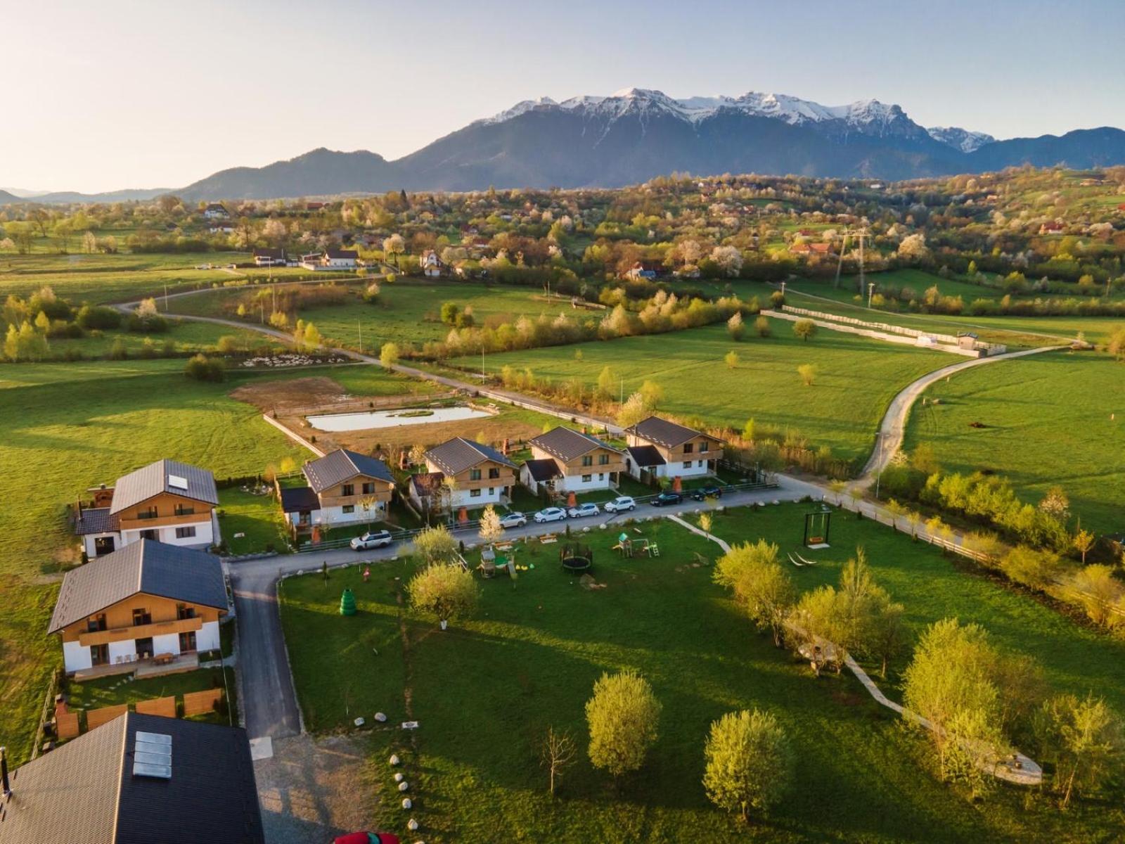 Green Resort Bran Бран Экстерьер фото